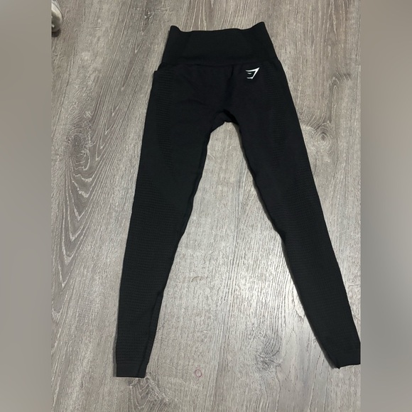 Gymshark Black High-Waisted Leggings - Picture 2 of 5